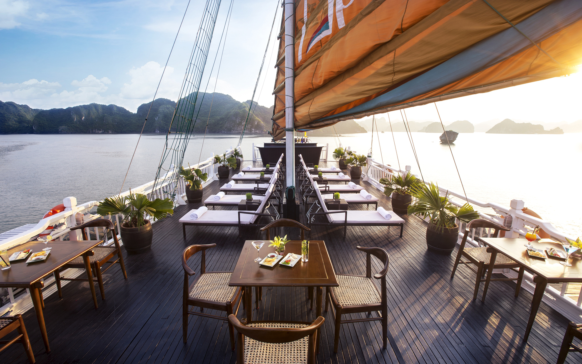 5 Sundeck 1 9d04b
