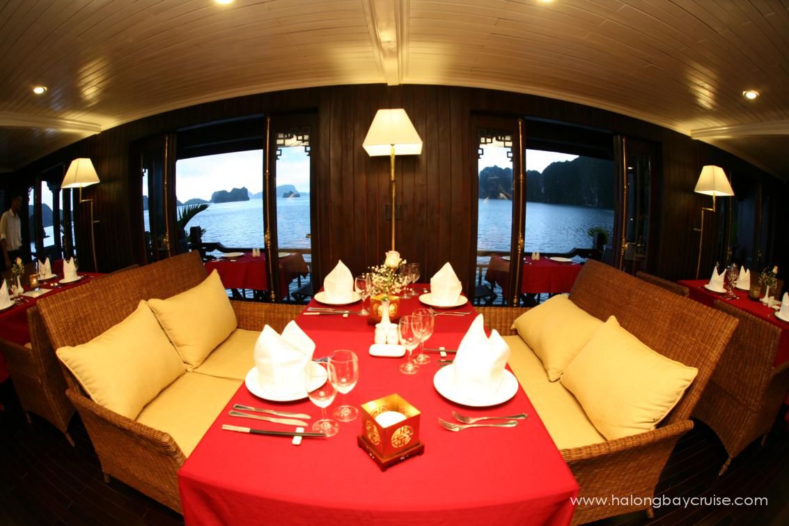 Halong-Bay-Dining-Room