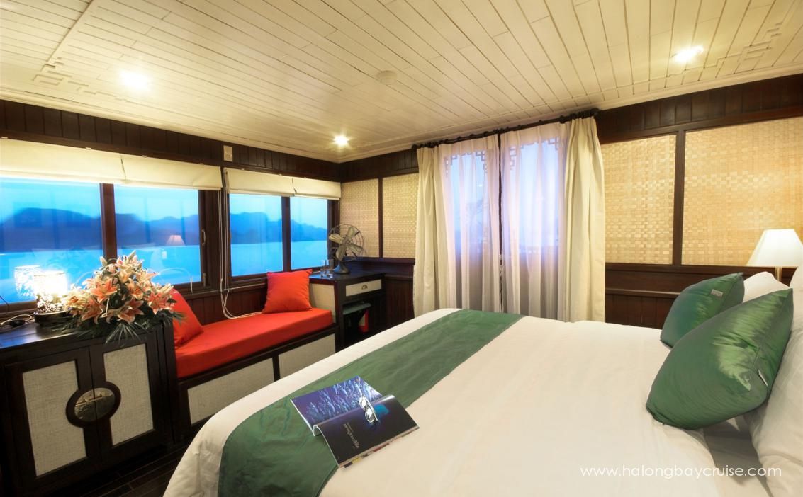 Halong-Bay-Royal-Suite