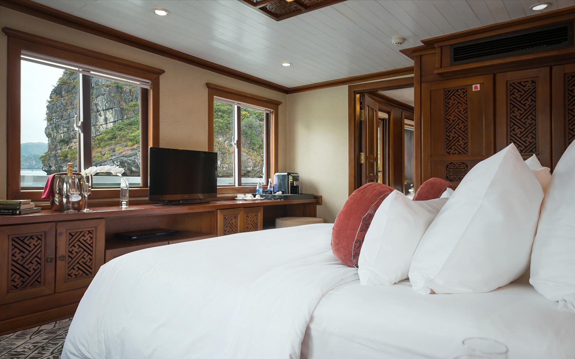 Premium Suite 2e189