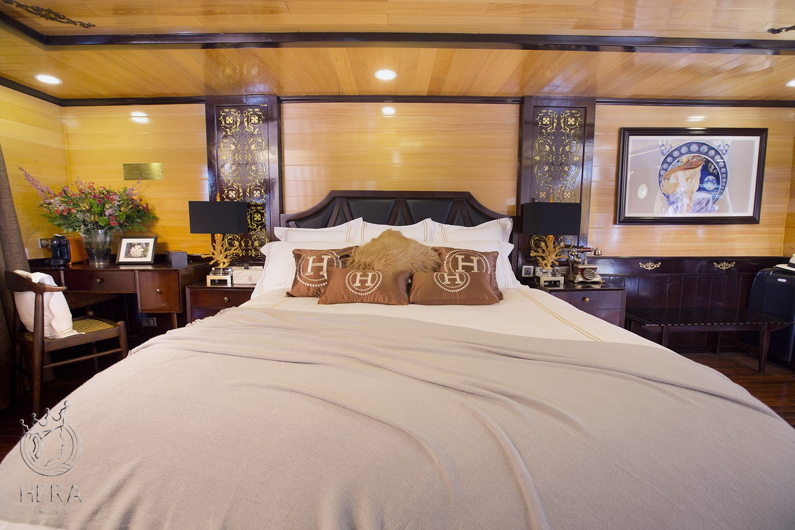 Hera Heaven Suite (Sun & Moon)