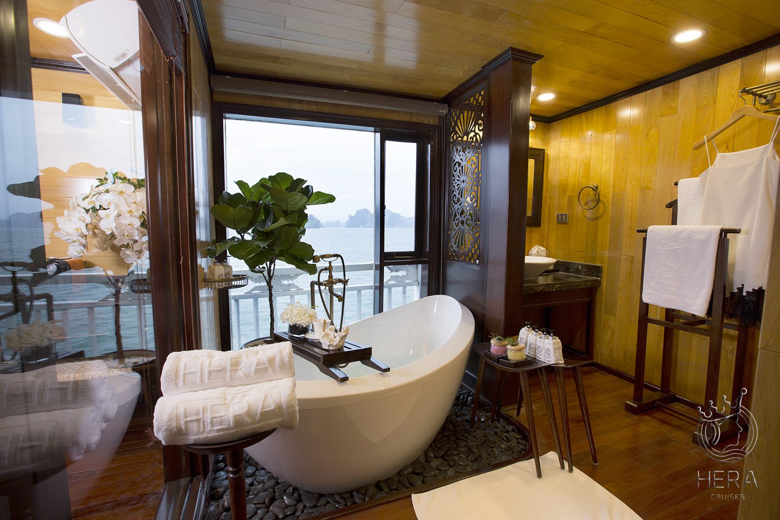 Hera Ocean Suite (Wind & Sea)