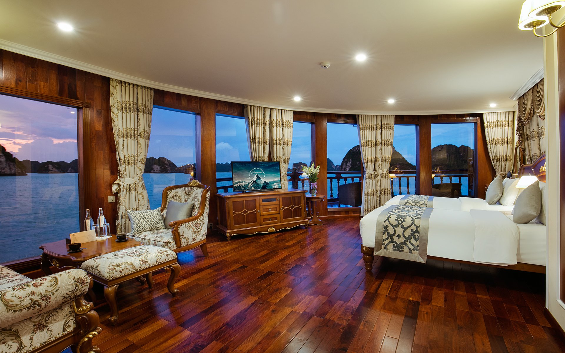 Signature Suite
