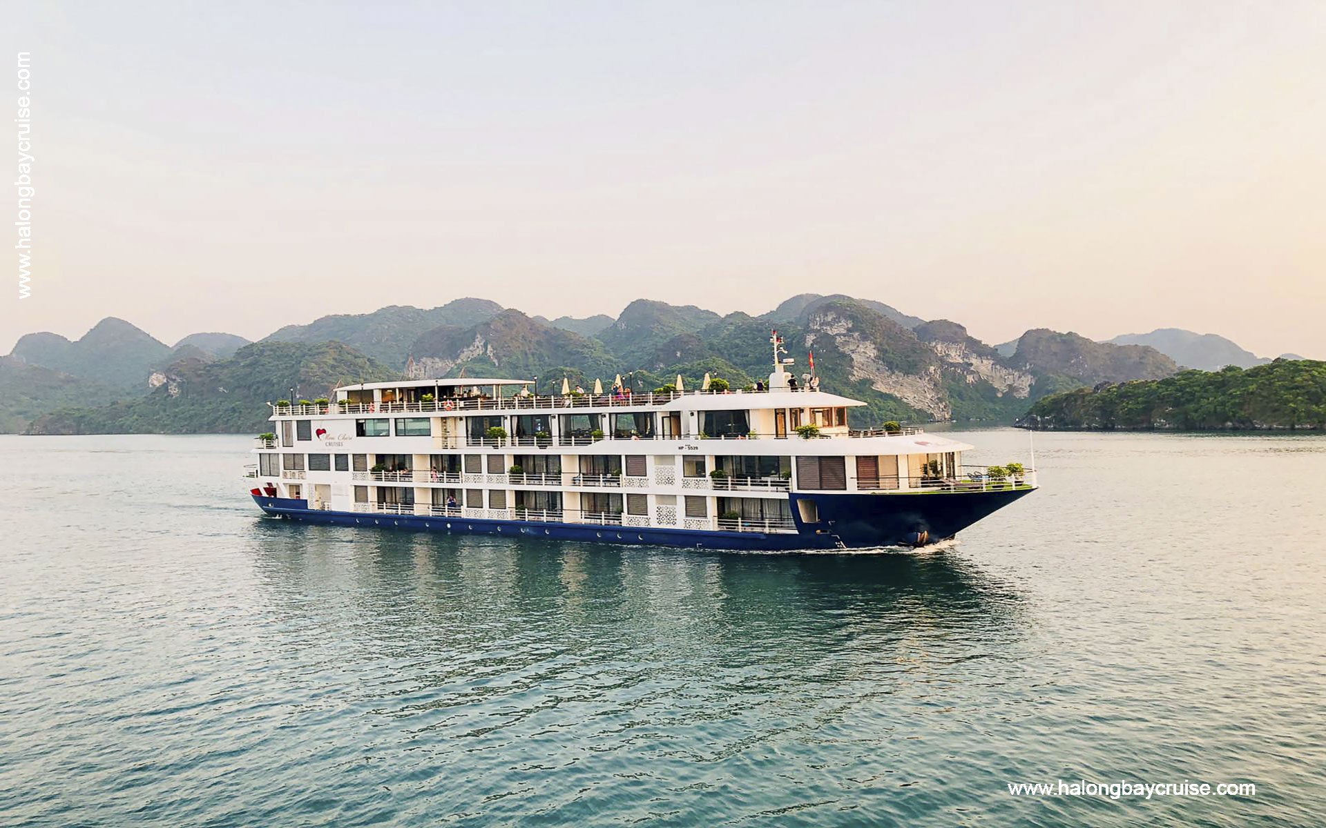 Mon Chéri Cruises