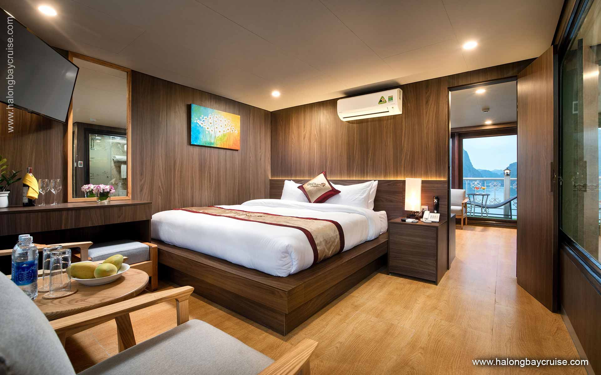 Connecting room