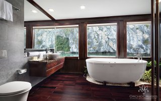 Executive Bathroom